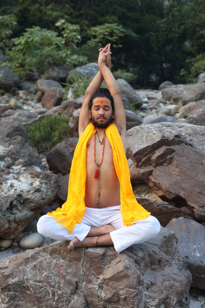 Which Yoga Course is better 200 or 300 hour TTC